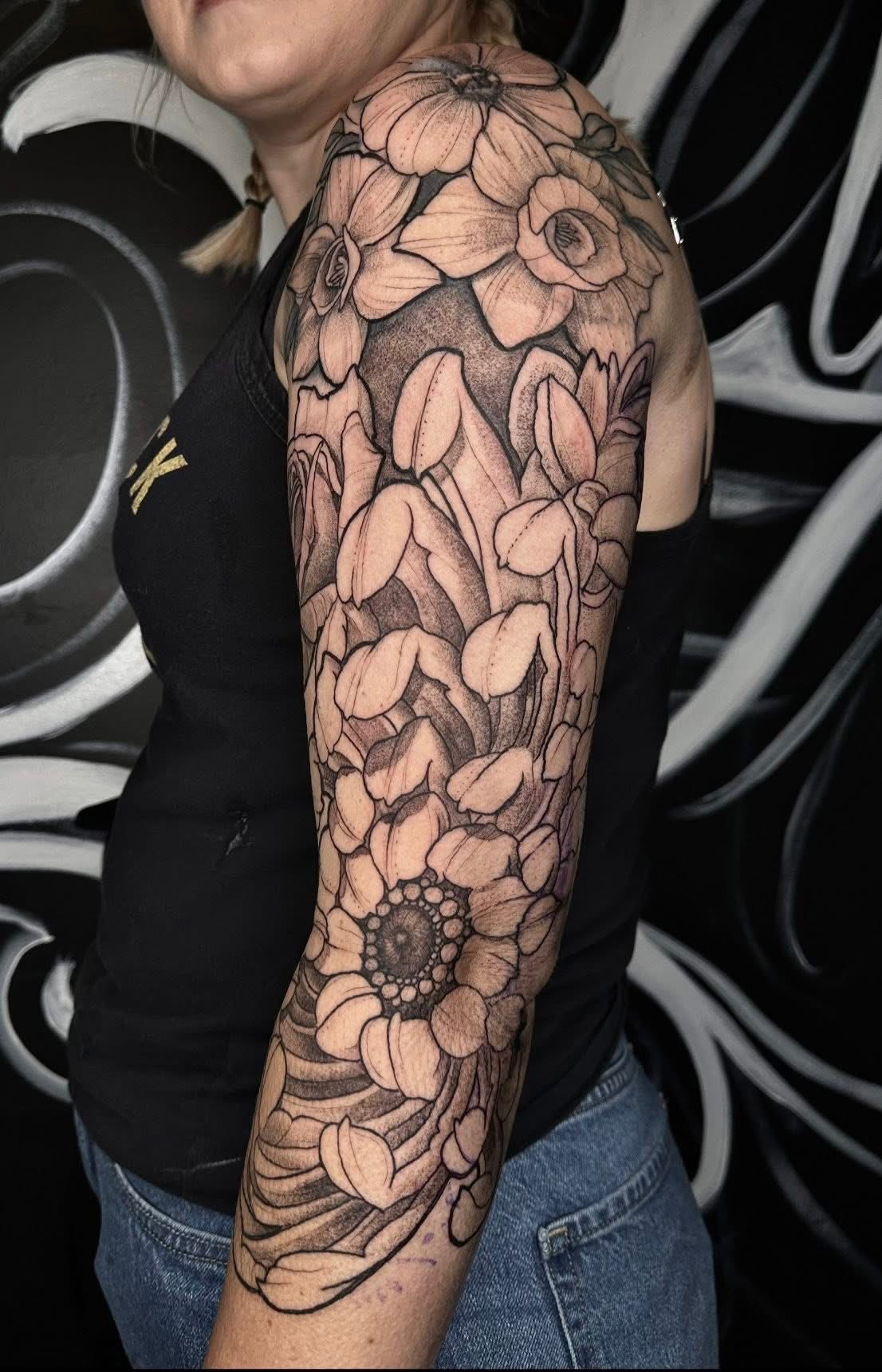 Tattoo portfolio piece by @mayaink