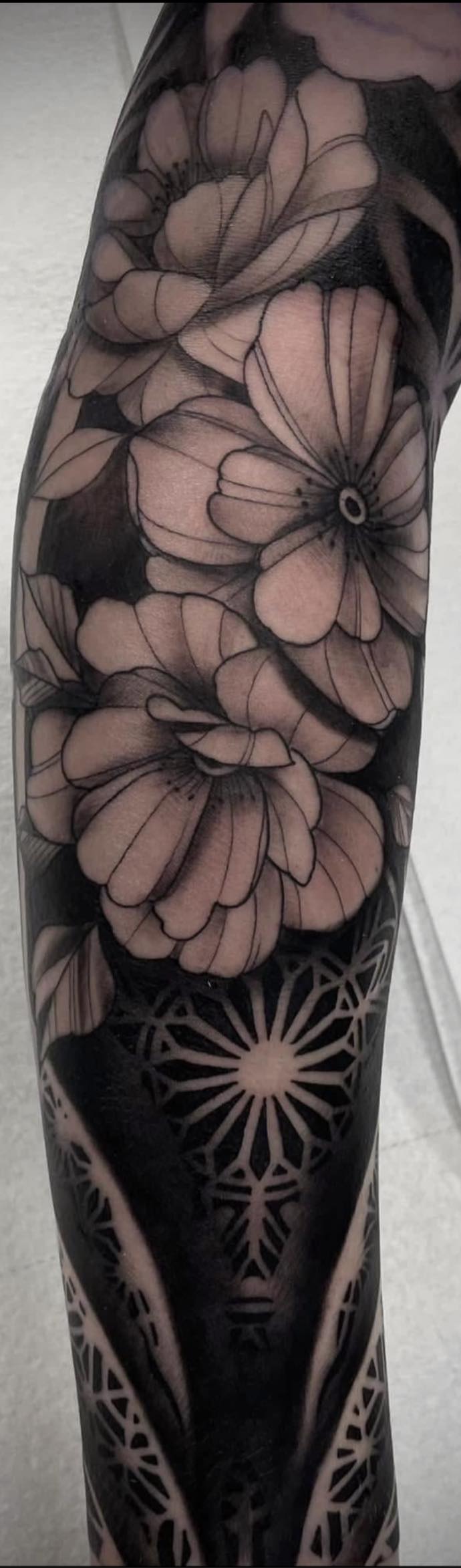 Tattoo portfolio piece by @sofiachen